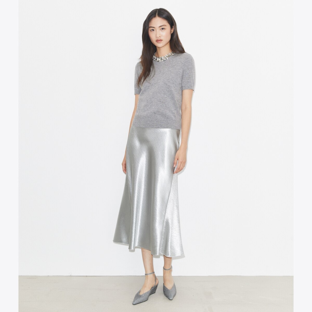 WOOL AND SEQUIN SHORT-SLEEVED SWEATER - thumbnail 3