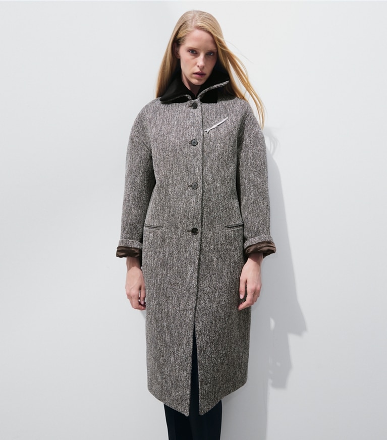 Tory Burch designer coats Wool Bouclé Coat in Brown / Ivory on model detail