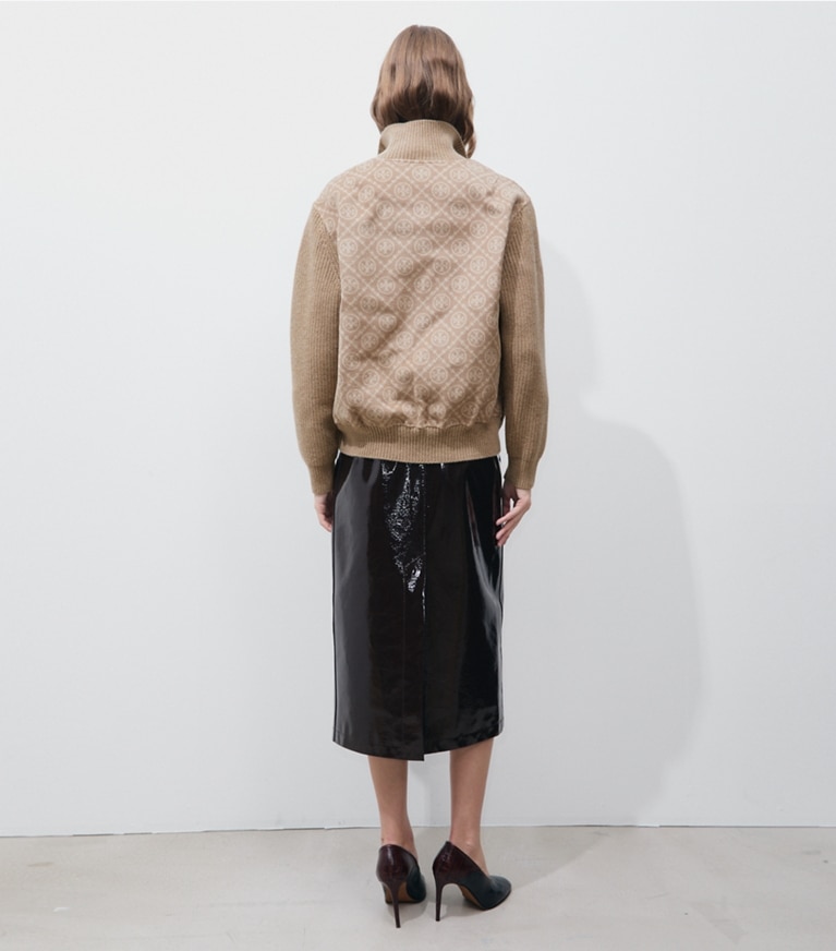 Tory Burch designer ジャケット ウール ジャガード ボンバージャケット in Light Khaki on model back