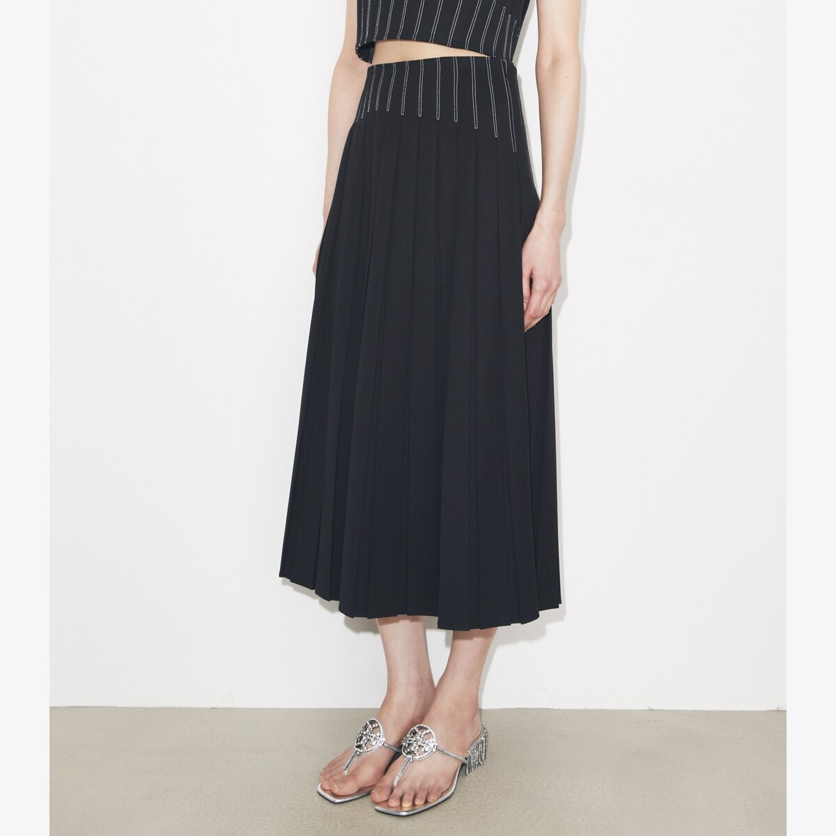 WOOL TWILL PLEATED SKIRT - thumbnail 5