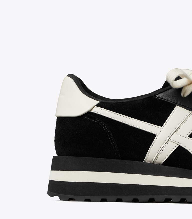 Tory Burch diseñador zapatillas Zapatillas con cuña Hank en BLACK/NEW IVORY/TITANIUM WHITE detalle