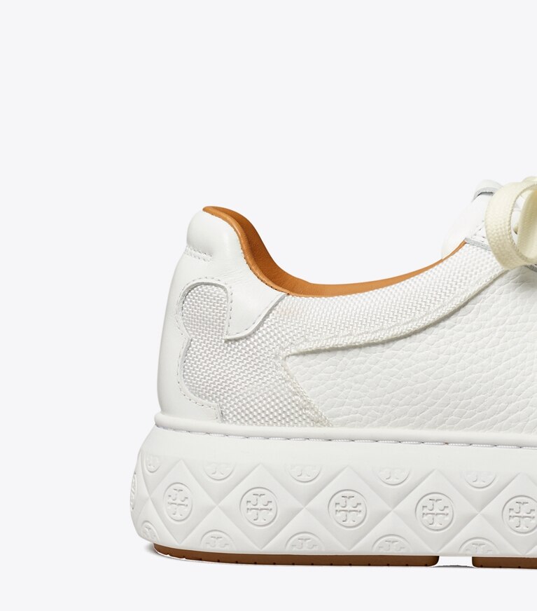Tory Burch diseñador zapatillas Zapatillas Ladybug en WHITE / WHITE / WHITE detalle
