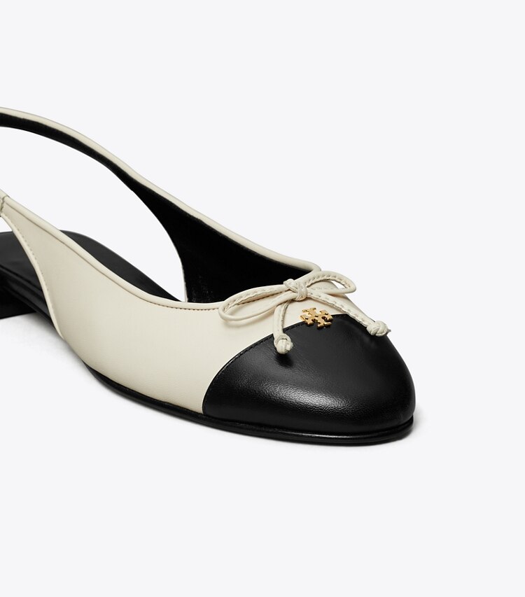 Tory Burch diseñador zapatos planos Zapato con tira trasera y puntera en LIGHT CREAM / PERFECT BLACK detalle