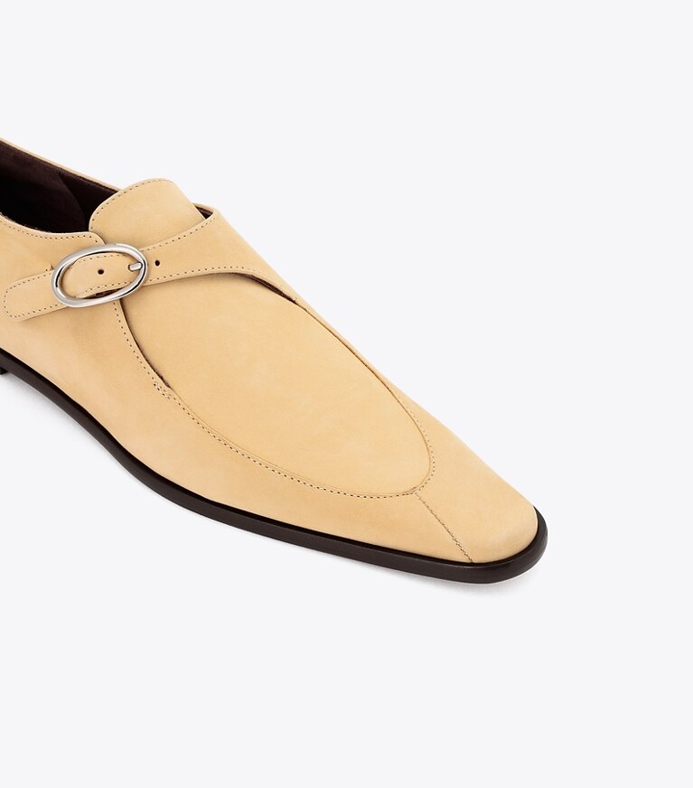 Tory Burch diseñador zapatos planos Zapato Twisted Monk Strap en Dune detalle