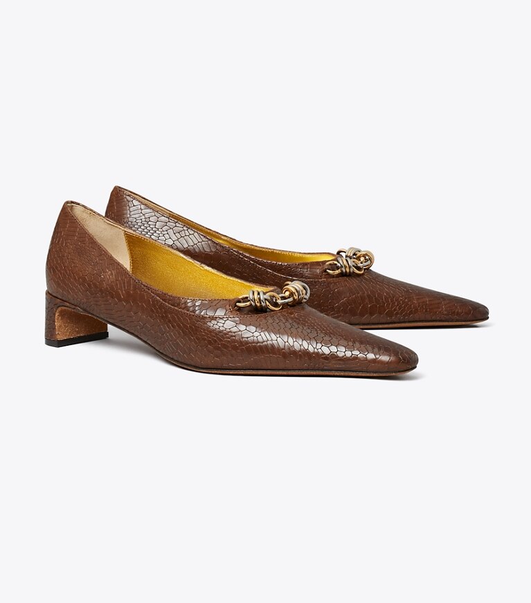 Tory Burch diseñador tacones Zapatos de tacón con cadena de pasarela en KHAKI ángulo