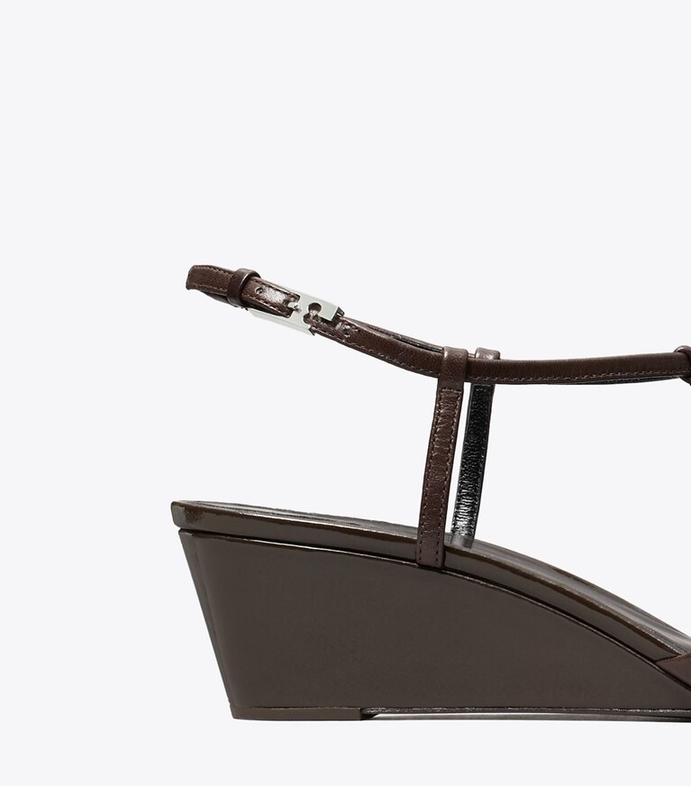 Tory Burch designer scarpe con tacco Zeppa con cinturino a T Gigi in Cocoa dettaglio