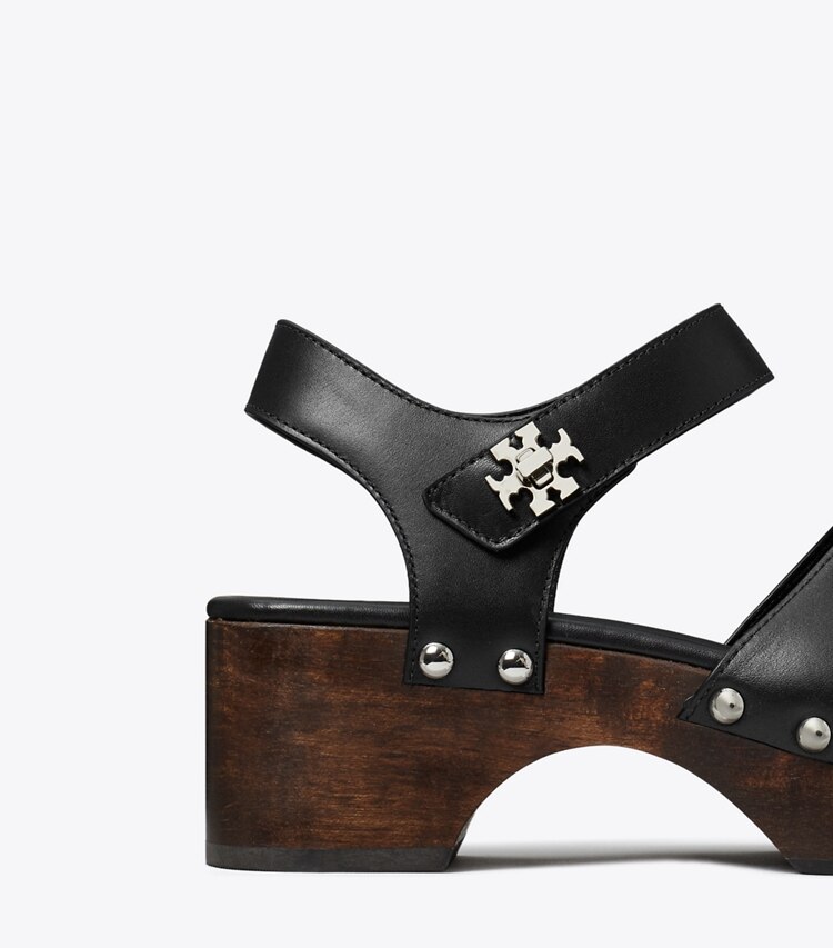 Tory Burch diseñador tacones Zueco con broche giratorio en PERFECT BLACK detalle