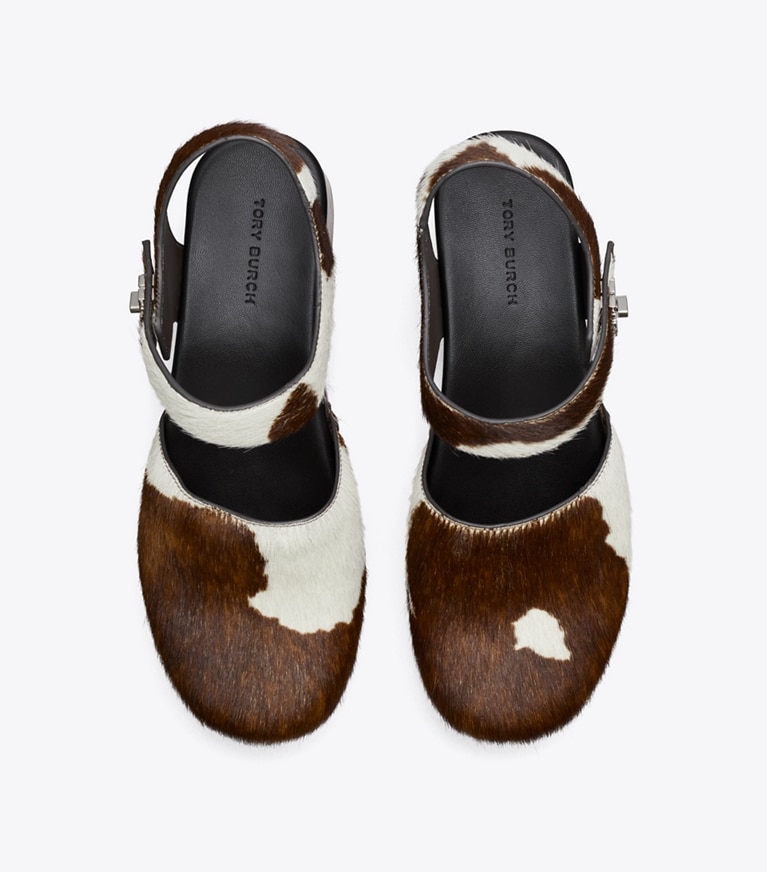 Tory Burch diseñador tacones Zueco con broche giratorio en Mocha Brown / SHEA BUTTER vista superior