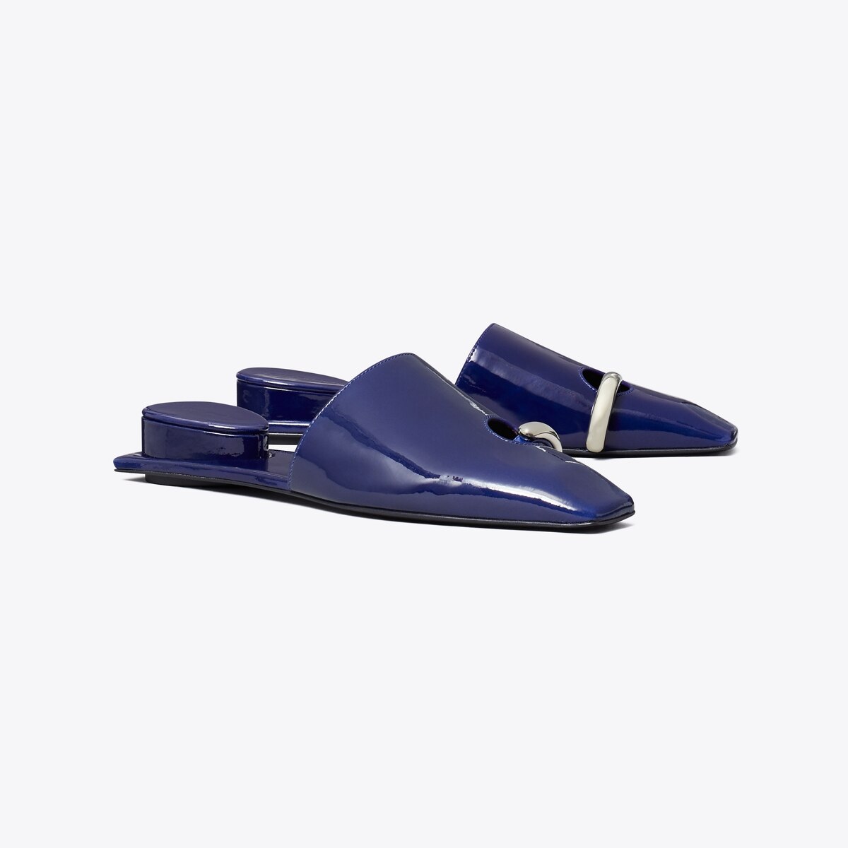 ピアス ミュール: レディース フラット | Tory Burch JP