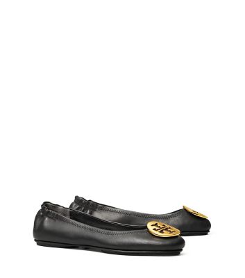 Arriba 92+ imagen tory burch black flats with black logo