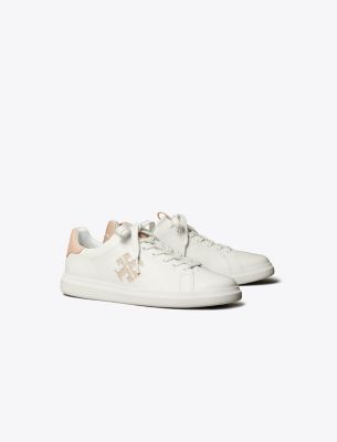 Tory Burch Double T Howell Low-top Leather Sneakers In Titanium White/shell Pink