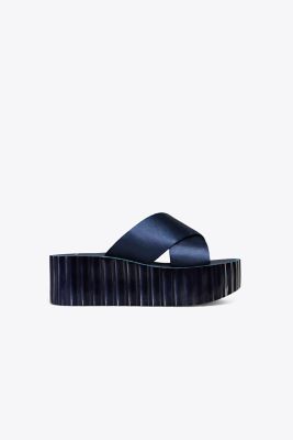 tory burch scallop wedge