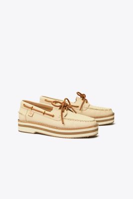 tory burch boat shoes