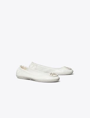 Shop Tory Burch Minnie Travel Ballet In Gardenia