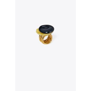 Button Ring